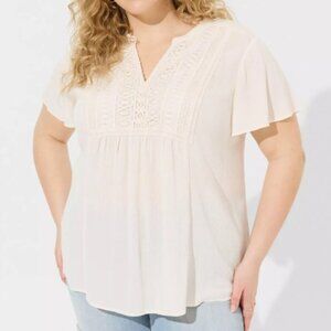Torrid Ivory Crinkle Guaze Flutter Sleeve Blouse 3 3X 22/24